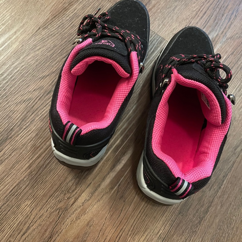 Shoes( sneakers) - Picture 4 of 4